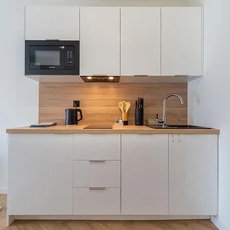 Stokrotki 3*