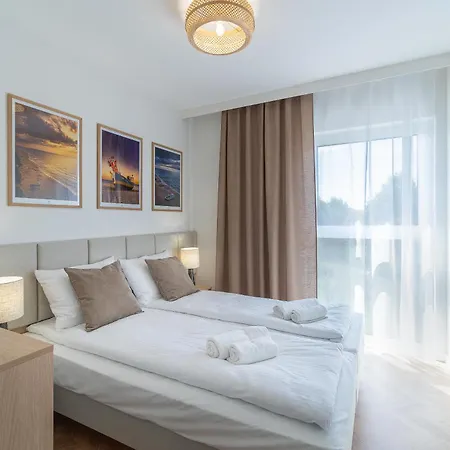 Stokrotki Aparthotel 3*